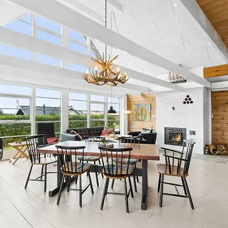 Nyaraló Ginnie - 300m From The Sea By Interhome