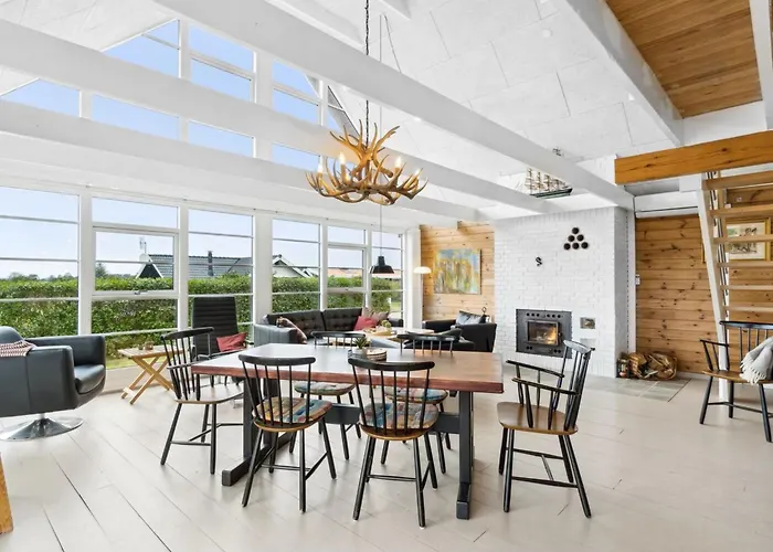 Holiday home Ginnie - 300m From The Sea By Interhome